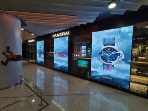PANERAI芳草地購物中心小間距LED顯示屏